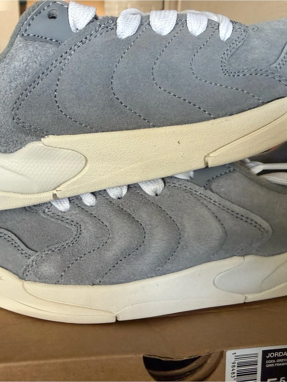 Nike soft gray